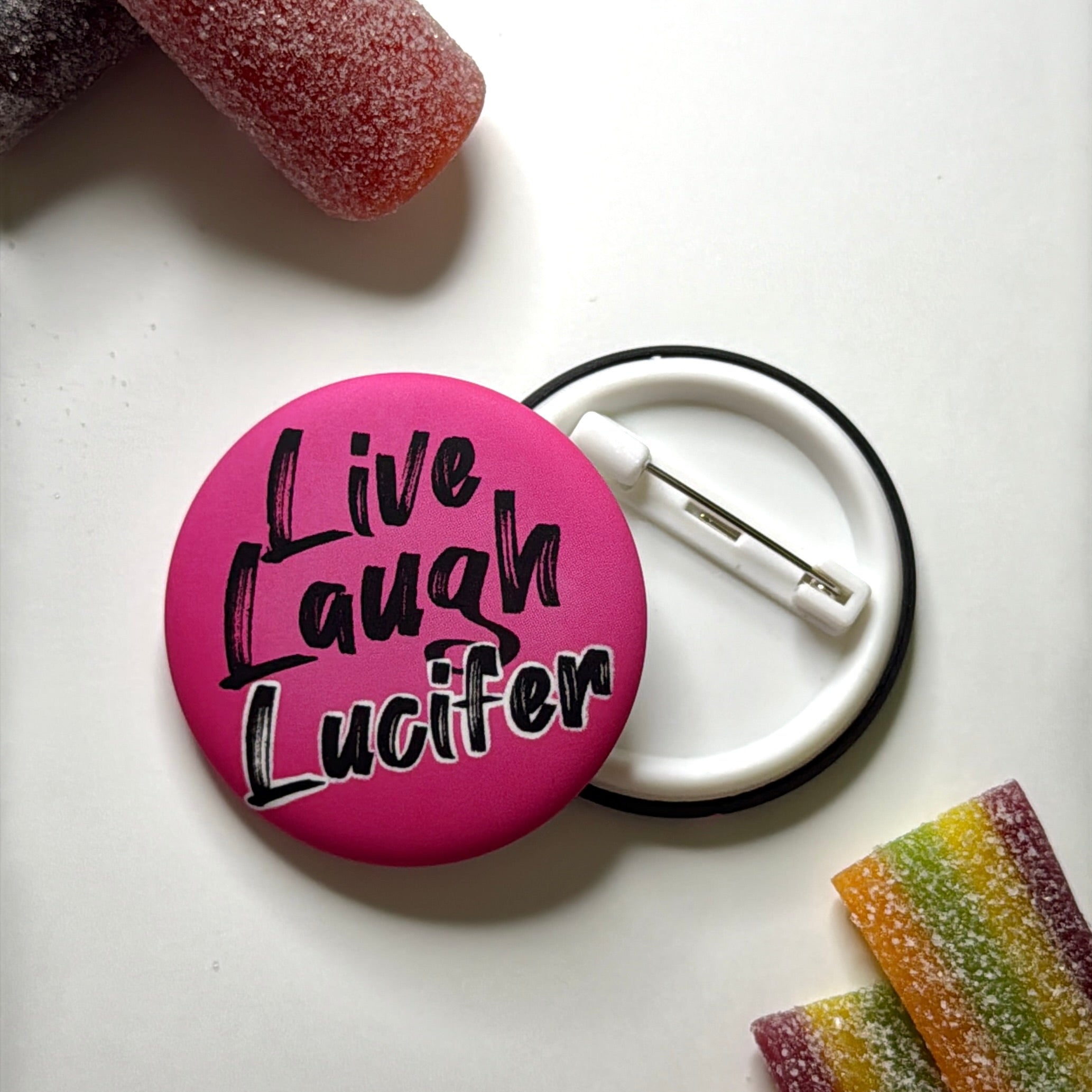 Live, Laugh, Lucifer -pinssi